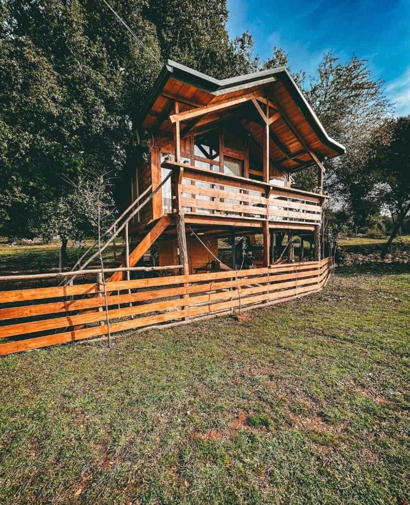 Ferienwohnung The Treehouse Of The Dragon Ioannina Exterior foto